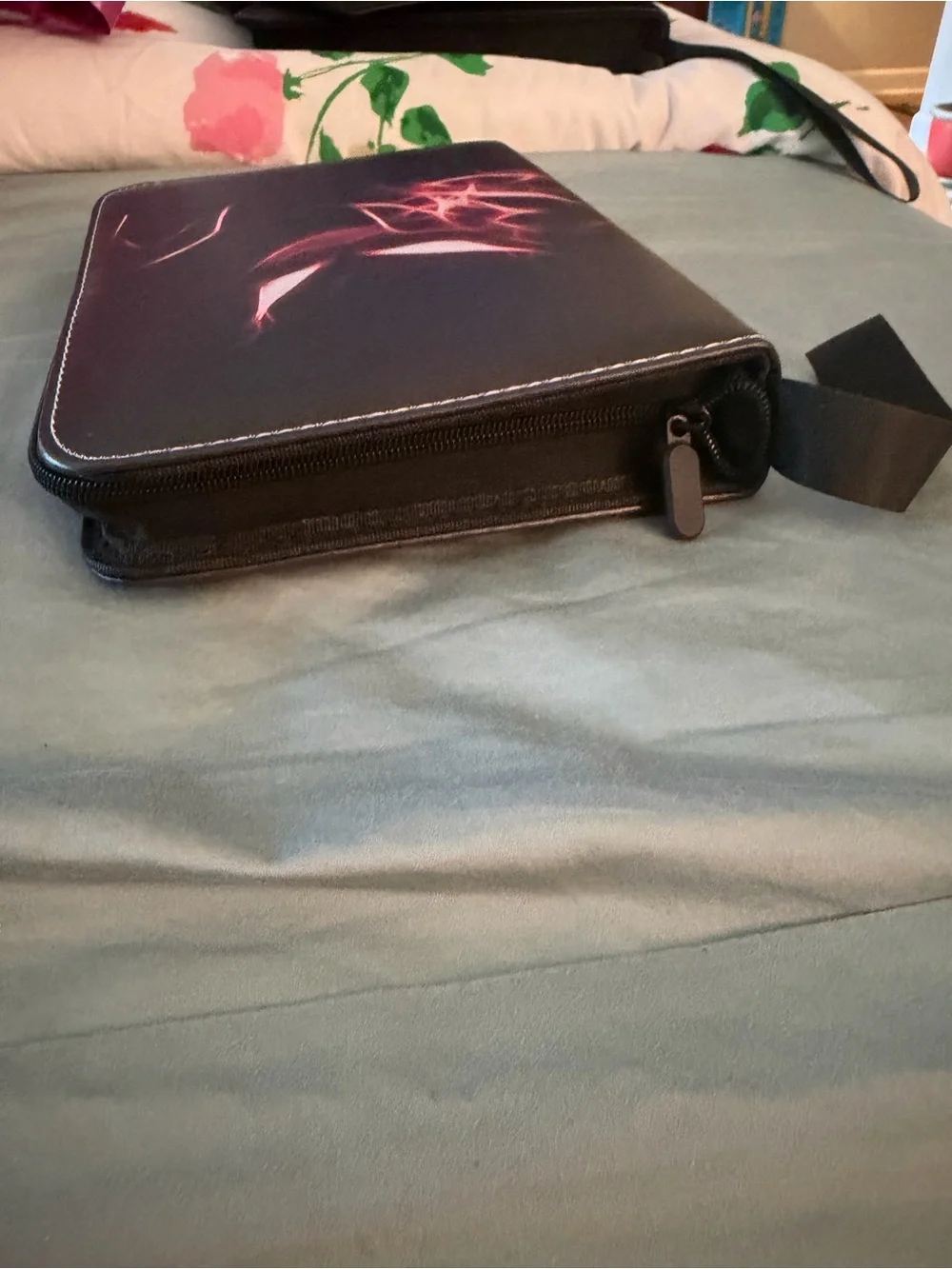 Black & Red Haunter Pokemon Zip Up Binder 4 Pocket